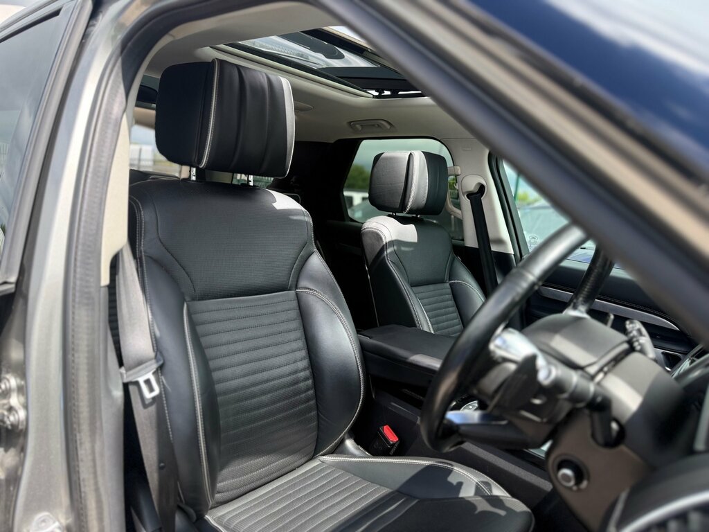 Land Rover Discovery Td6 Hse Blue #26