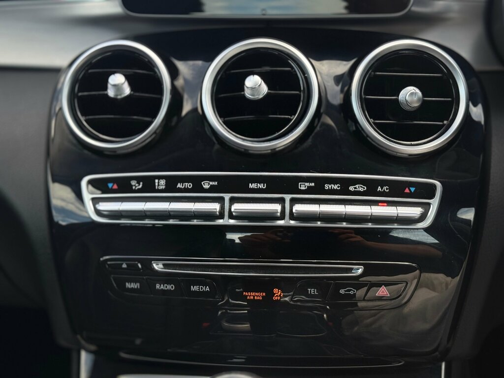 Mercedes-Benz C Class  White #38