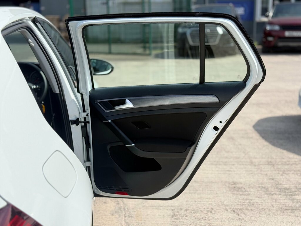 Volkswagen Golf Golf Se Nav Tdi Bluemotion Technology Black #51