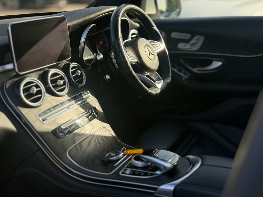 Mercedes-Benz GLC Class 2.1 Glc220d Amg Line Premium Plus Suv NV67VLD White #4