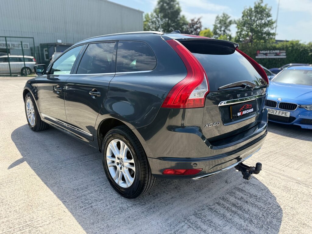 Volvo XC60 2.4 D5 Se Lux Nav Suv Geartronic Awd Eu Grey #3