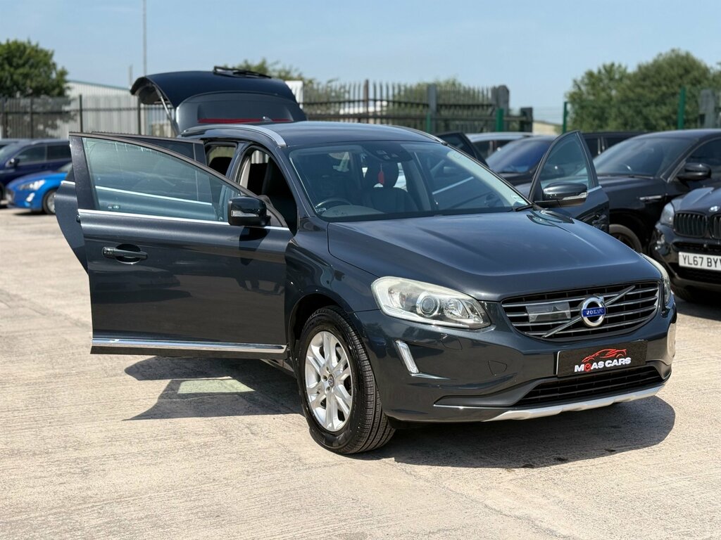 Volvo XC60 2.0 D4 R-design White #10