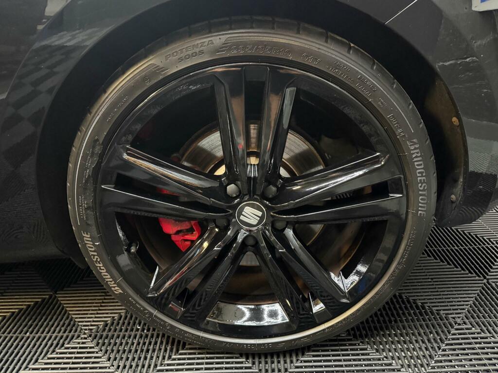 Seat Leon Fr Red #9