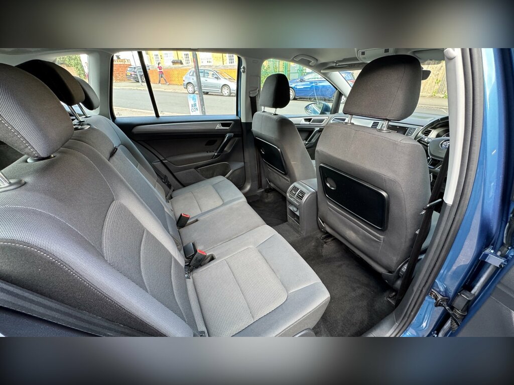 Volkswagen Golf SV 1.0 Tsi 115 Se Dsg  #29