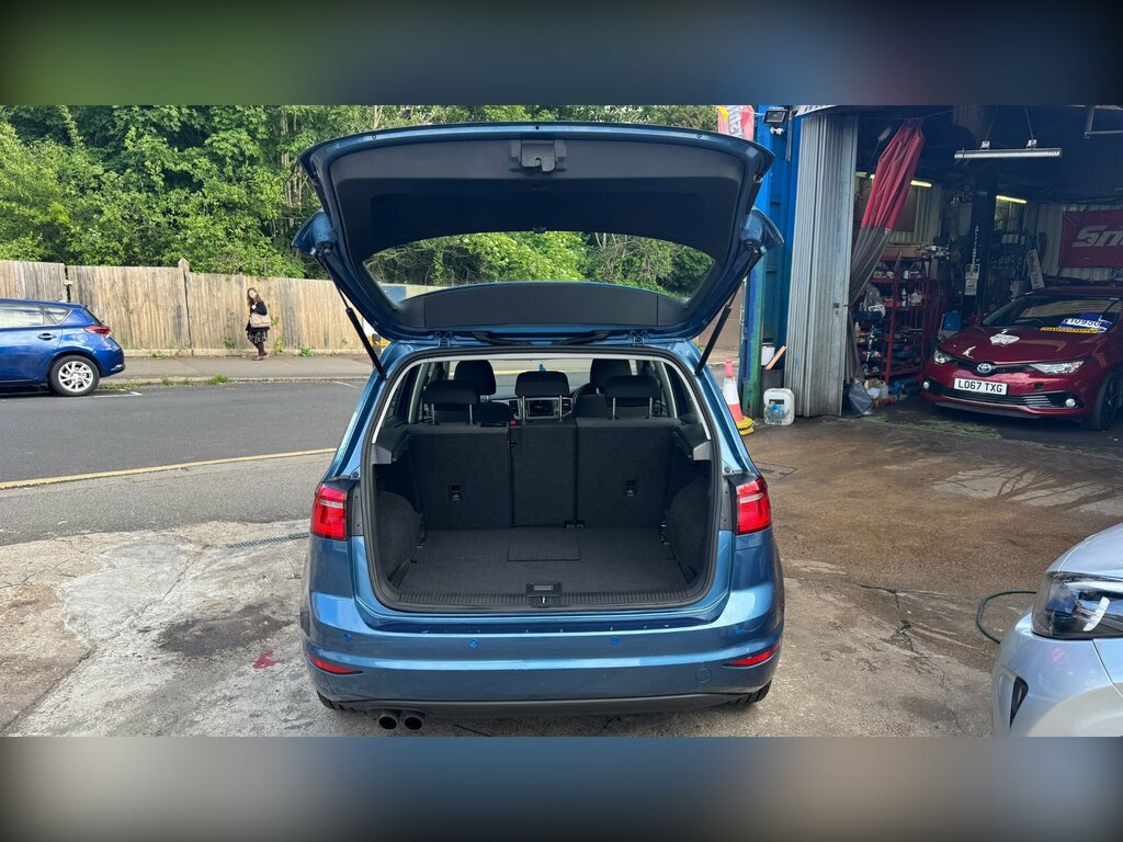 Volkswagen Golf SV 1.0 Tsi 115 Se Dsg  #9