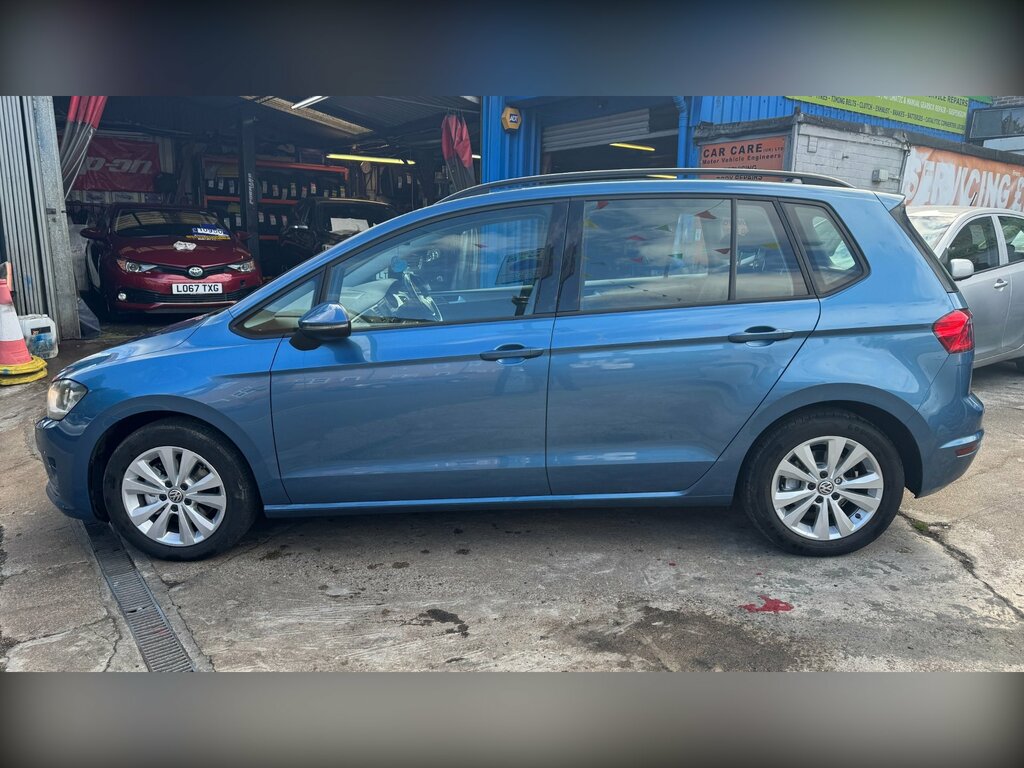 Volkswagen Golf SV 1.0 Tsi 115 Se Dsg  #8