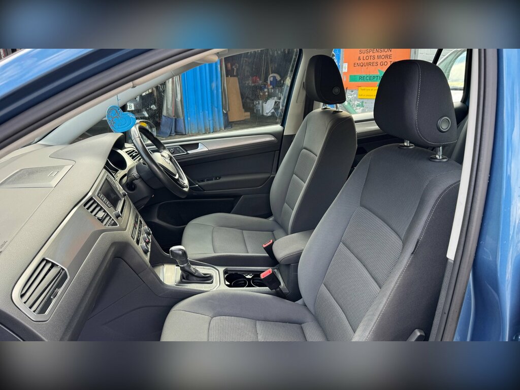 Volkswagen Golf SV 1.0 Tsi 115 Se Dsg  #33