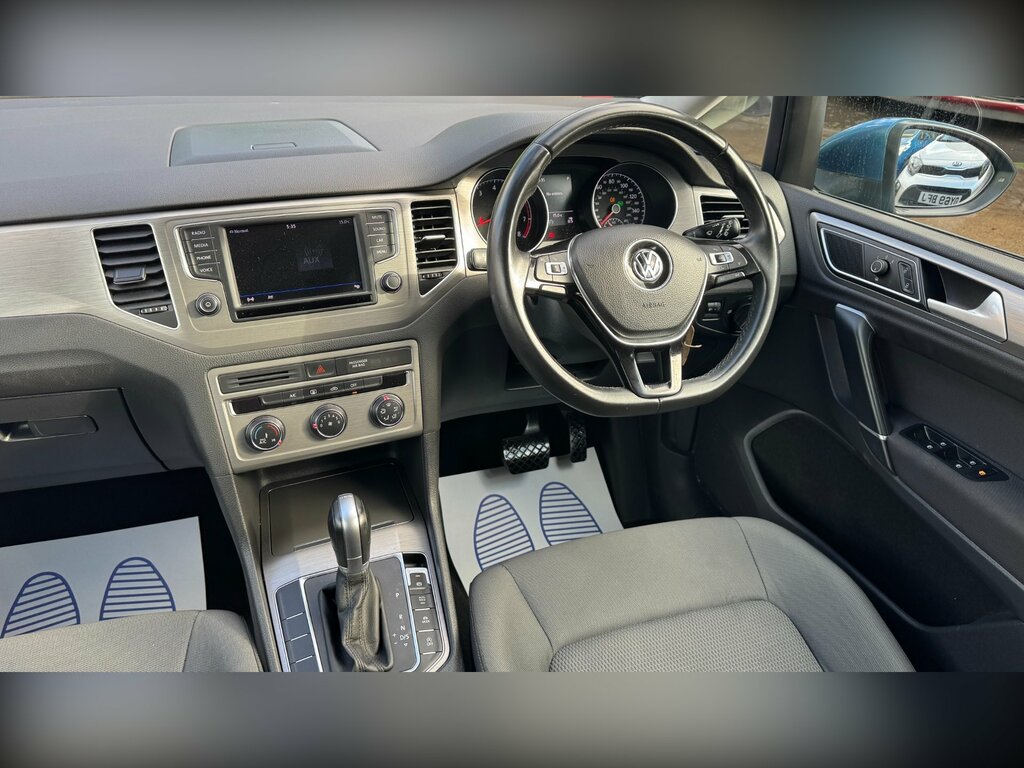Volkswagen Golf SV 1.0 Tsi 115 Se Dsg  #16
