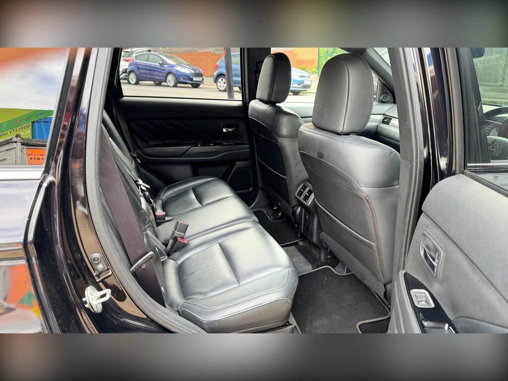 Mitsubishi Outlander 2.4H Twinmotor 13.8Kwh 4H Suv Plug-in H Black #6