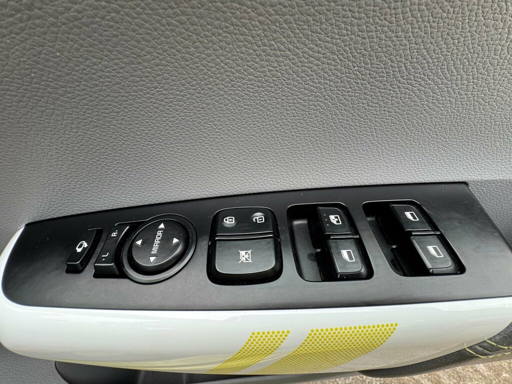 Kia Picanto 1.25 X-line S 2019 Black #20