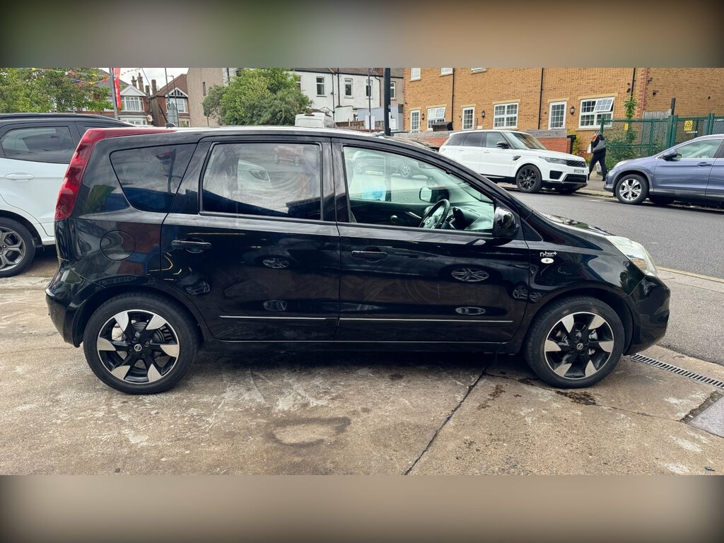 Nissan Note 1.6 16V N-tec Hatchback Euro 5 1 Black #4