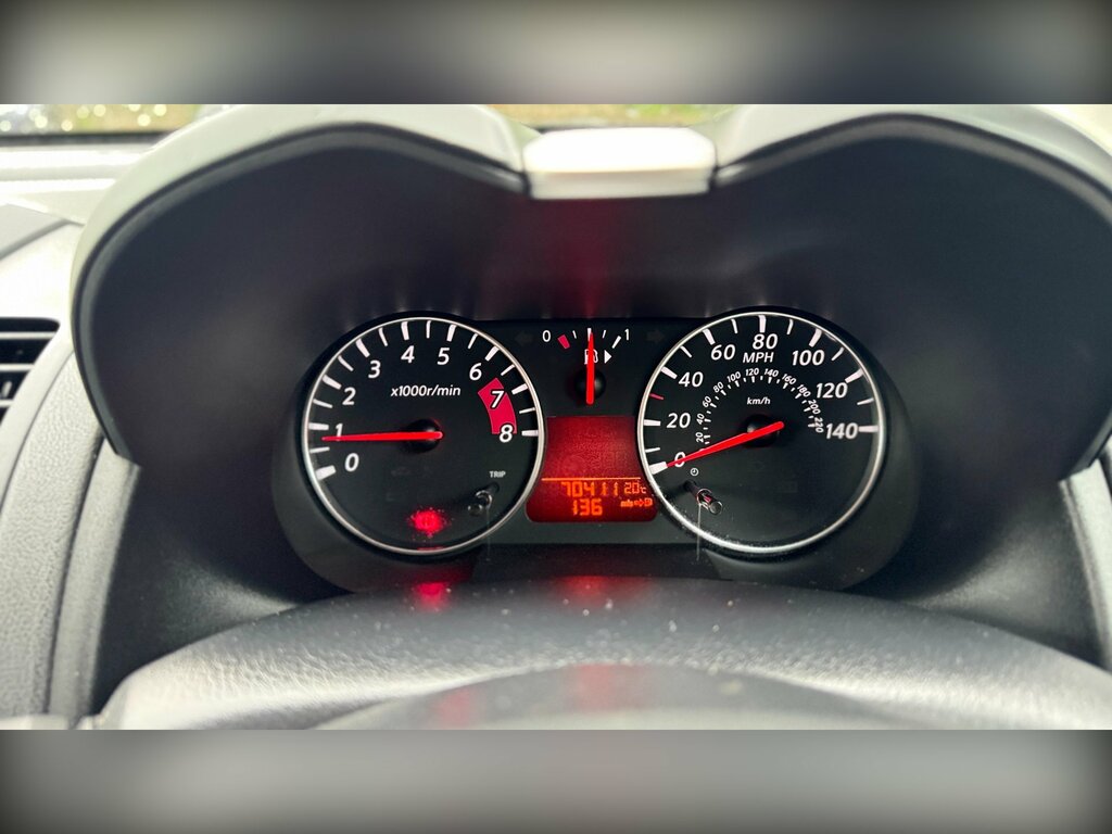Nissan Note Hatchback White #20