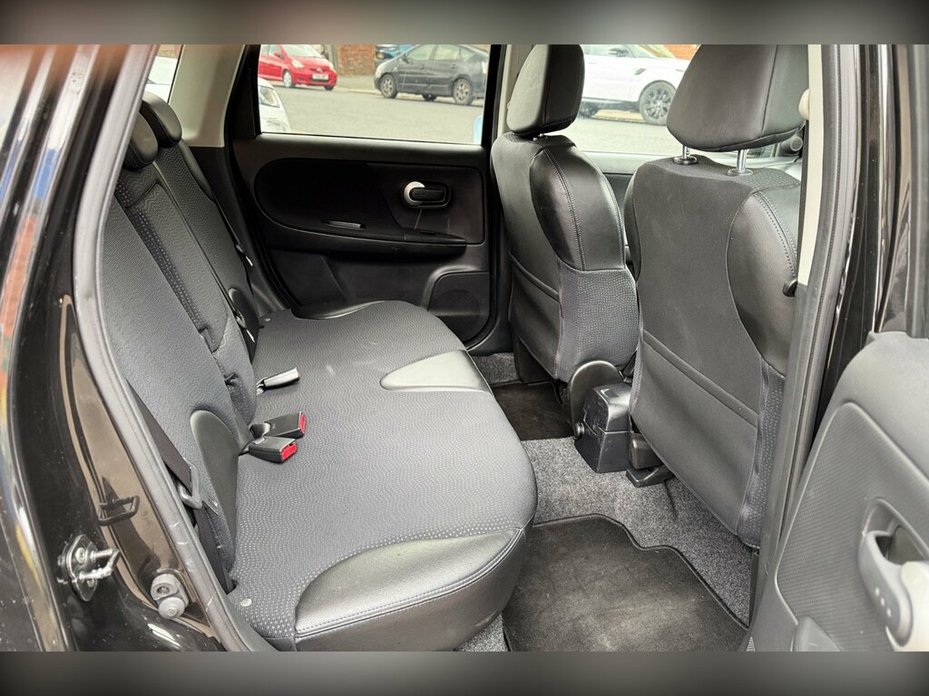 Nissan Note Hatchback White #27