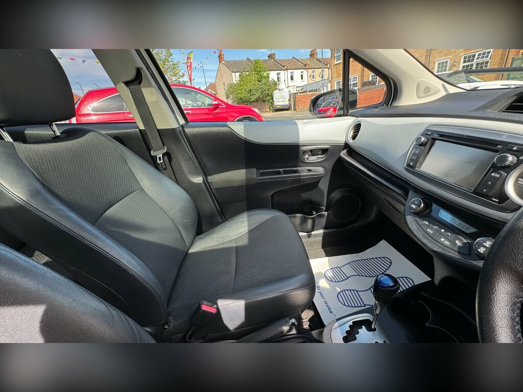 Toyota Yaris Hatchback Black #23