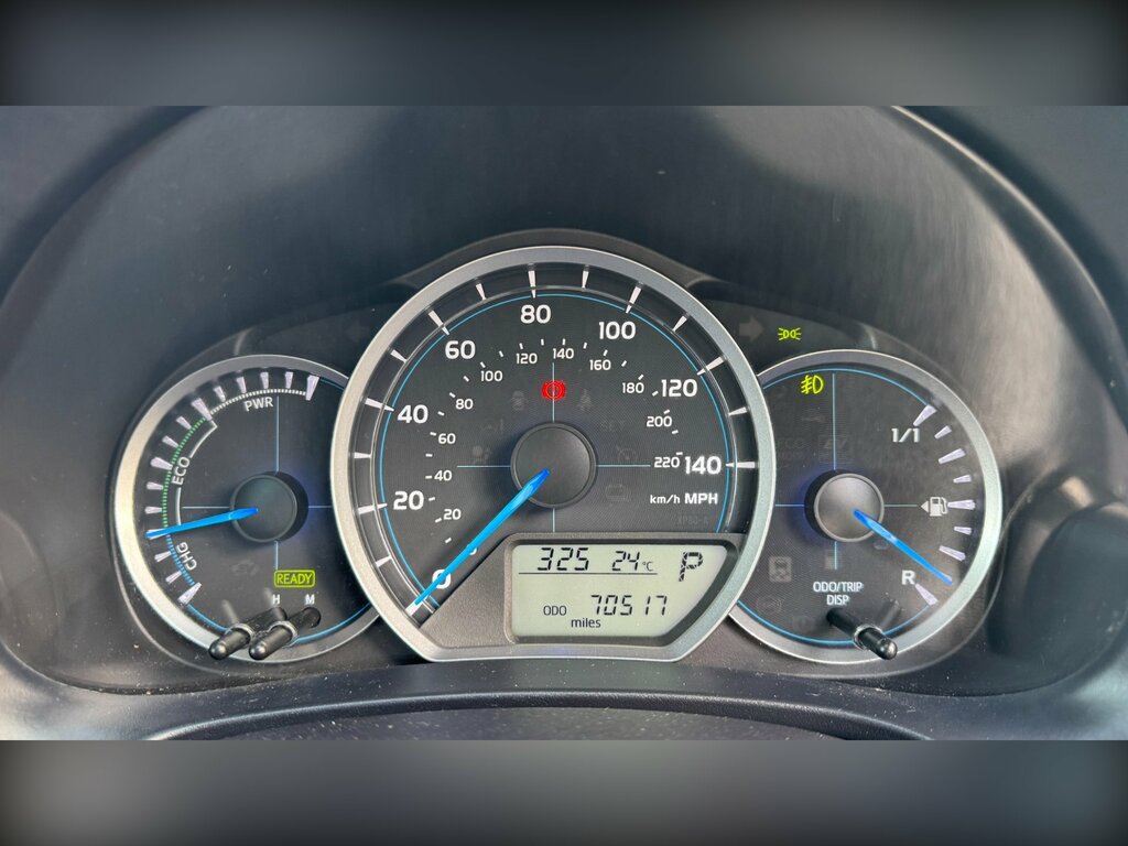 Toyota Yaris Hatchback Black #12