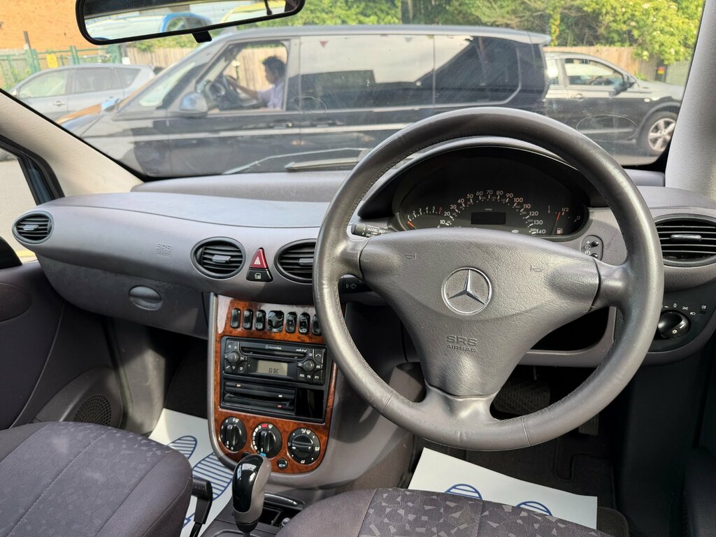 Mercedes-Benz A Class 1.7 A170 Cdi Elegance Swb Hatchback Silver #16