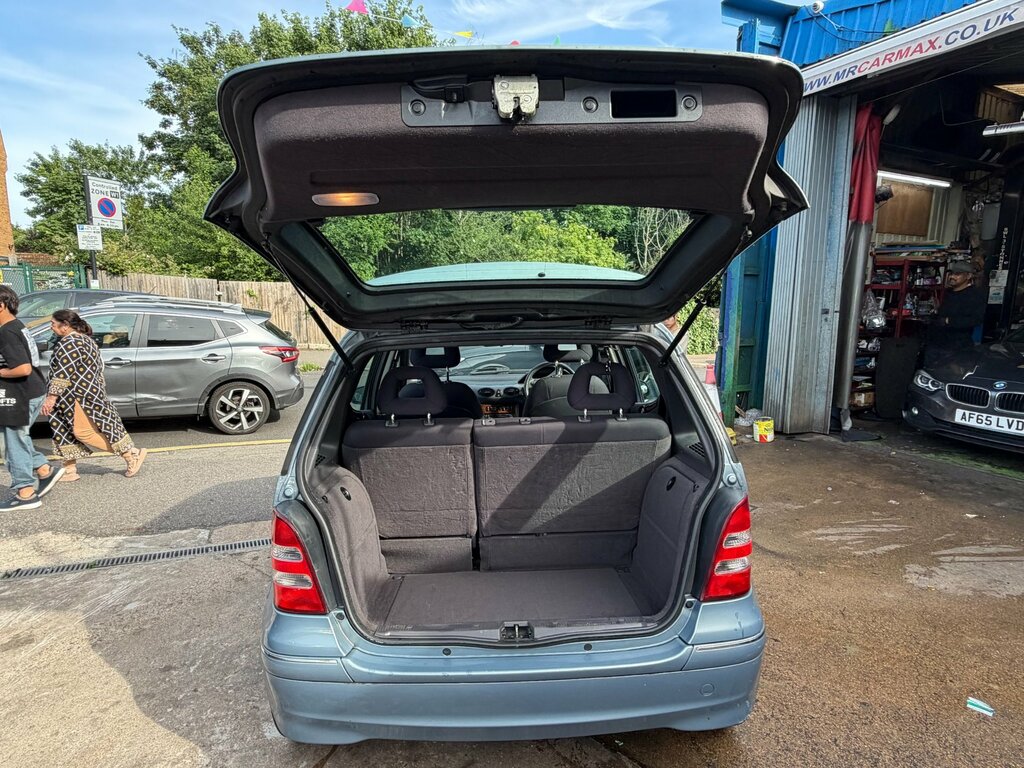 Mercedes-Benz A Class 1.7 A170 Cdi Elegance Swb Hatchback Silver #9