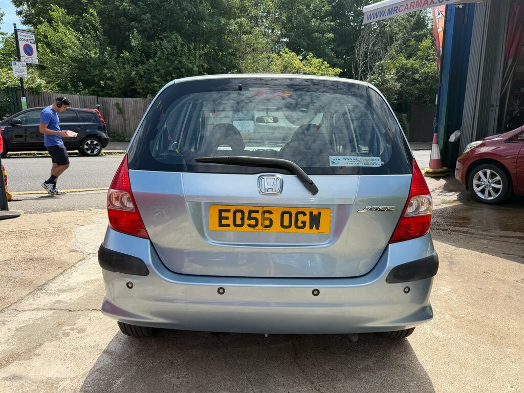 Honda Jazz 1.4 I-dsi Se Hatchback Cvt-7 139 Gkm, Blue #6