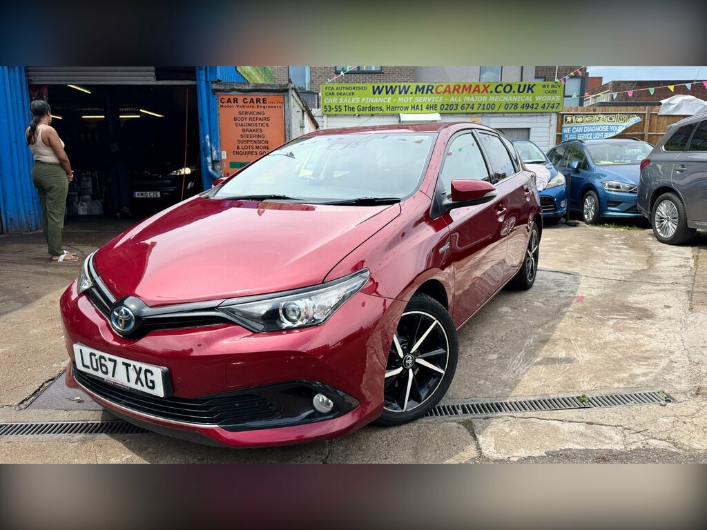 Toyota Auris 1.8 Vvt-h Design Hatchback Hybrid Cvt E Red