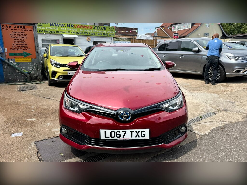 Toyota Auris 1.8 Vvt-h Design Hatchback Hybrid Cvt E Red #2