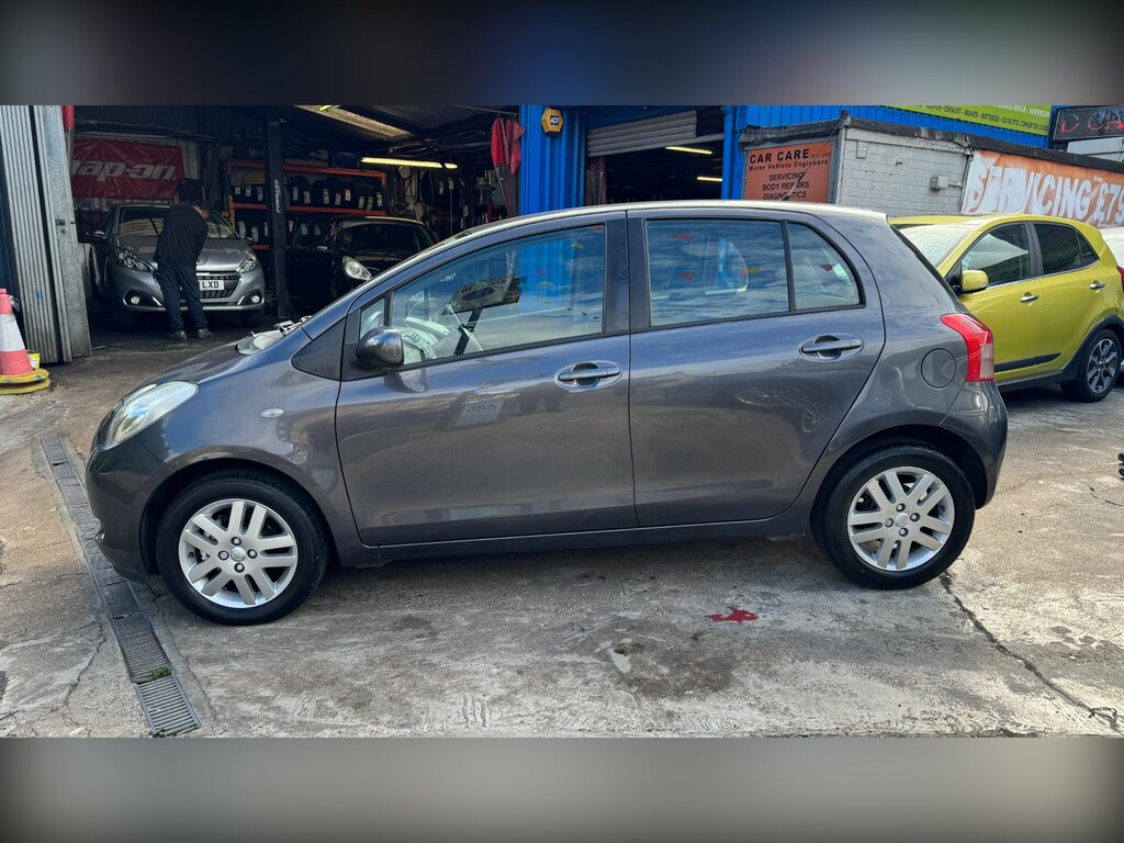 Toyota Yaris 1.4 D-4d Sr Multimode Black #8