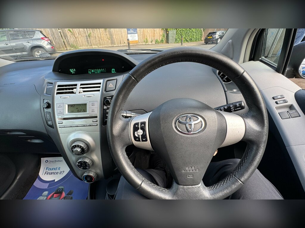 Toyota Yaris 1.4 D-4d Sr Multimode Black #11
