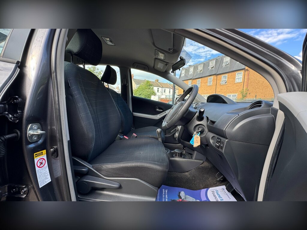 Toyota Yaris 1.4 D-4d Sr Multimode Black #10