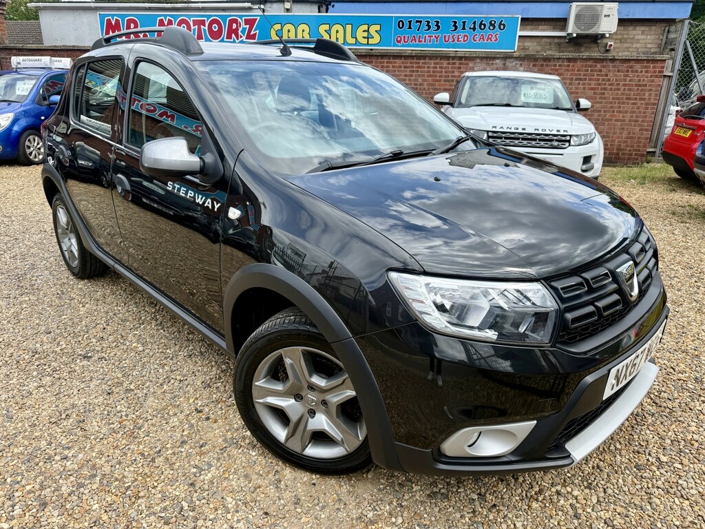 Dacia Sandero Stepway 0.9 Stepway Laureate Tce 90 2017 Black
