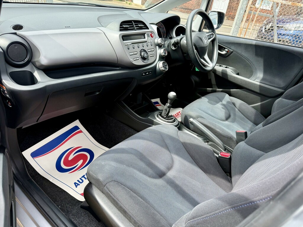 Honda Jazz Hatchback 1.4 Silver #19