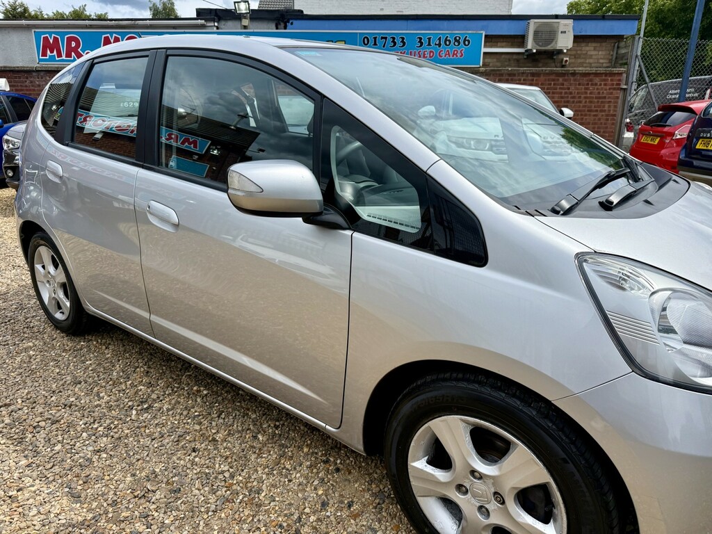 Honda Jazz Hatchback 1.4 Silver #11