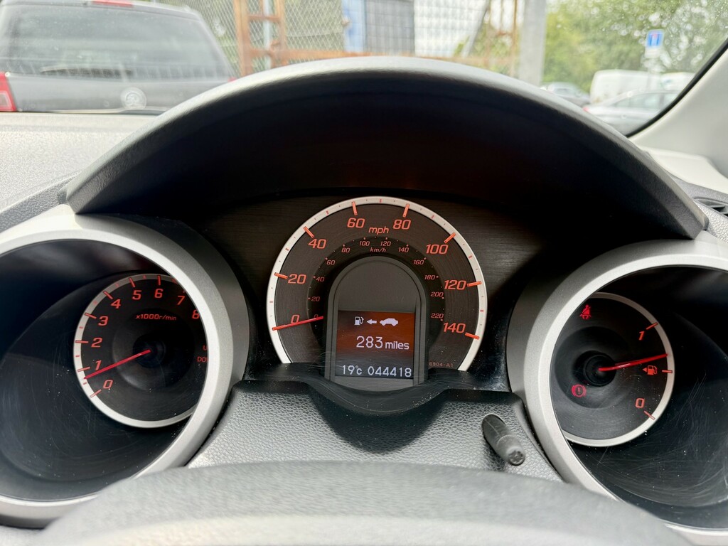 Honda Jazz Hatchback 1.4 Silver #18