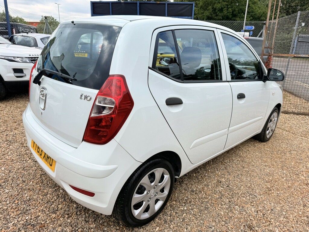 Hyundai I10 1.2 Classic 2013 White #4