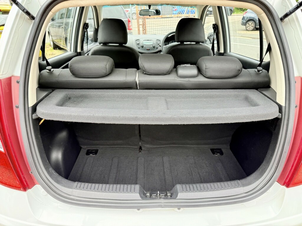 Hyundai I10 Hatchback 1.2 Active Euro 5 201362 Silver #14