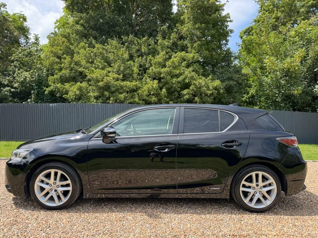 Lexus CT 200H Advance Cvt Euro Black #5