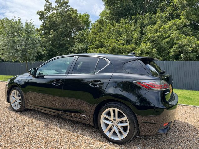 Lexus CT 200H Advance Cvt Euro Black #6