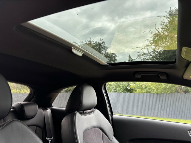 Audi A1 Sportback Tfsi Sport Black #16