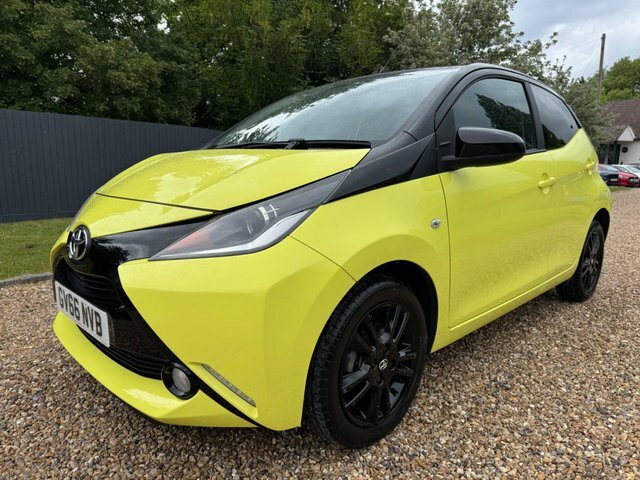 Toyota Aygo Vvt-i X-cite 3 Yellow Yellow #5