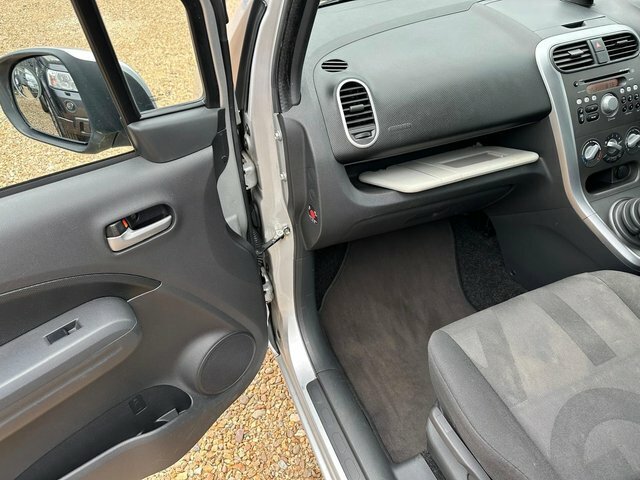 Vauxhall Agila Mpv 1.2 16V Design 200909 Blue #39