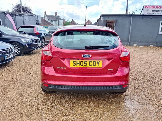 Ford Focus 1.0T Ecoboost Titanium X Euro 5 S S Red #5
