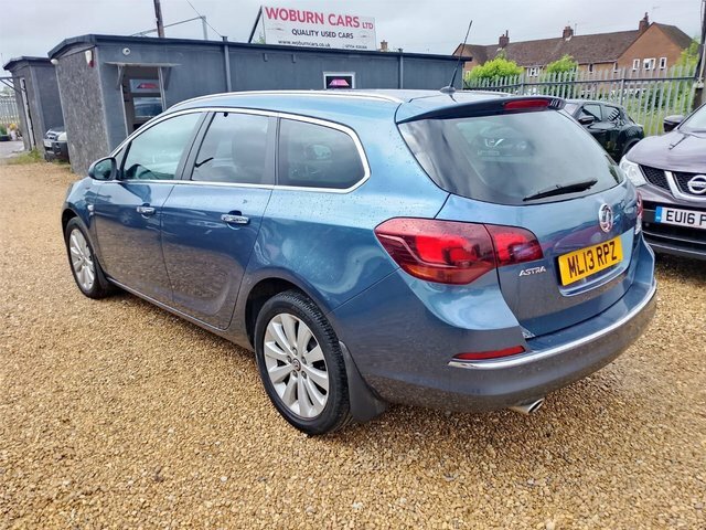 Vauxhall Astra 2.0 Cdti Se Sports Tourer Euro 5 S S ML13RPZ Blue #4