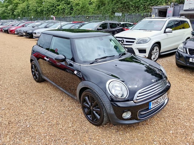 Mini Hatch 1.6 Cooper Euro 5 S S Black