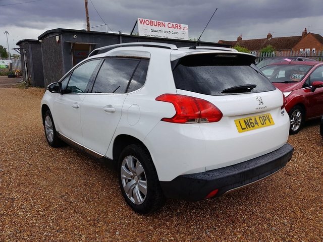 Peugeot 2008 Hatchback White #4