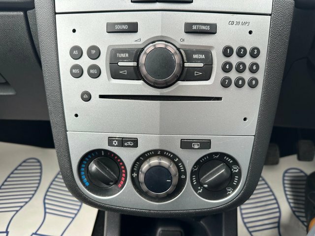 Vauxhall Corsa 1.2 Active Ac White #33