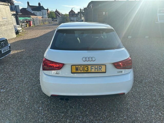 Audi A1 1.6 Tdi S Line Black #6