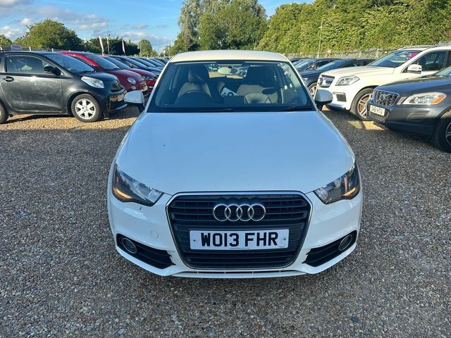 Audi A1 1.6 Tdi S Line Black #2
