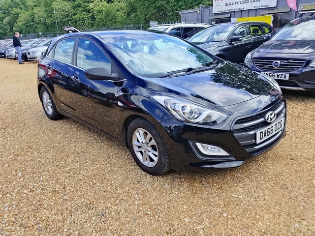 Hyundai I30 1.6 Crdi Blue Drive Se Euro 6 S S Black
