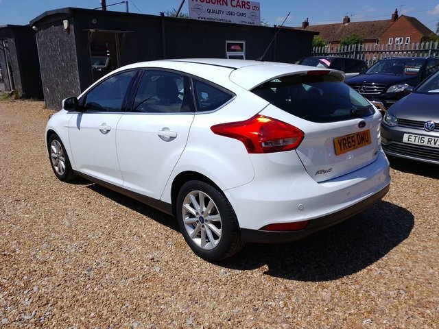 Ford Focus 1.0T Ecoboost Titanium Euro 6 S S White #3