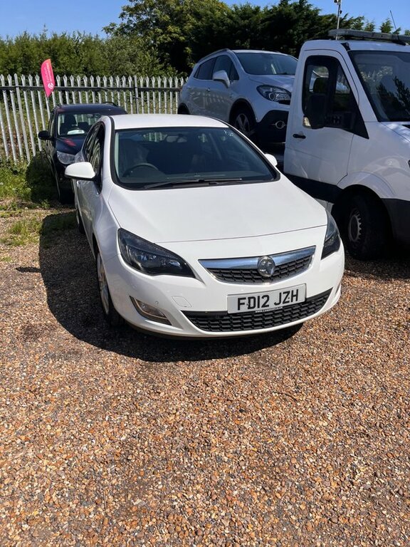 Vauxhall Astra 1.7 Cdti Ecoflex 99G Exclusiv Euro 5 S S White