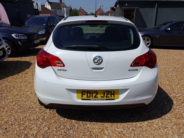 Vauxhall Astra 1.7 Cdti Ecoflex 99G Exclusiv Euro 5 S S FD12JZH White #6