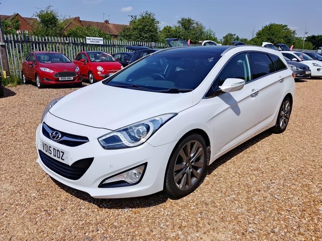 Hyundai I40 1.7 Crdi Premium Euro 5 White #3